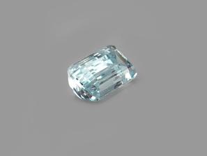 Топаз, огранка 14х7,5х5 мм (6,05 ct)