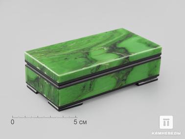 Нефрит. Шкатулка из зелёного нефрита, 11,4х5,8х3,6 см