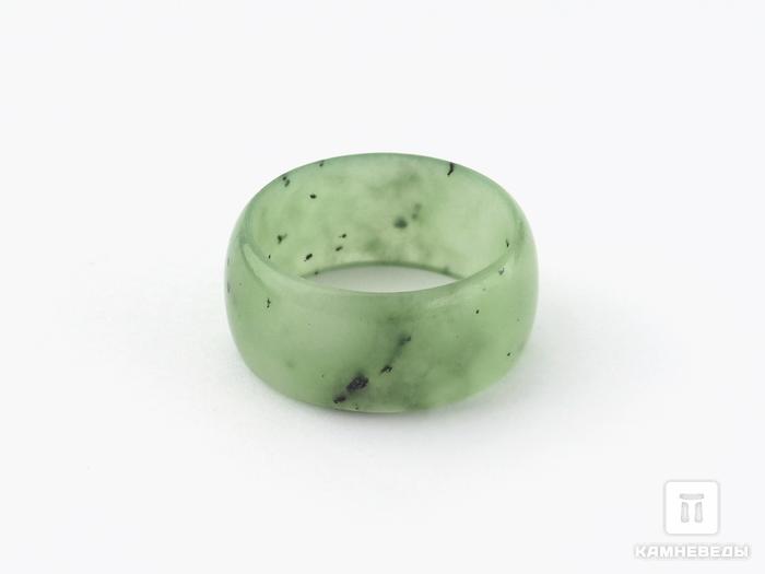 Кольцо из зелёного нефрита, ширина 8-9 мм, 44-19/6, фото 1