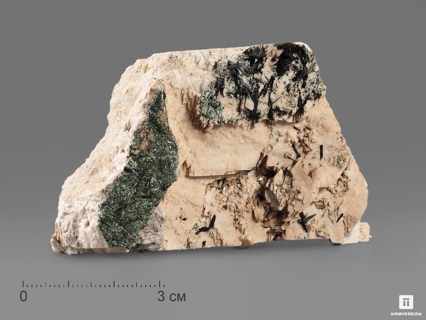 Эгирин в микроклине, 6-9,5 см эгирин игольчатый на кристаллах анальцима 7 5х7х4 см