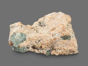 Апатит синий, кристаллы на кальците 10,5х8,6х4,3 см