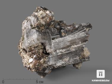 Натролит, Эгирин, Пектолит. Натролит с эгирином и пектолитом, сросток кристаллов 11,5х11х6,5 см