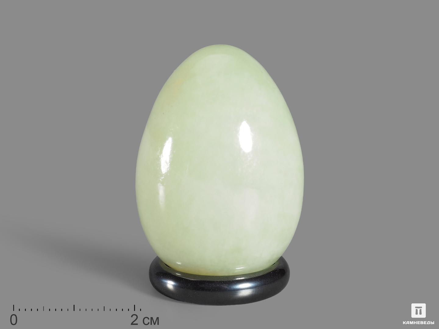 Яйцо из светлого нефрита, 4,3х3,1 см яйцо из аметистового кварца 8 5х6 2 см