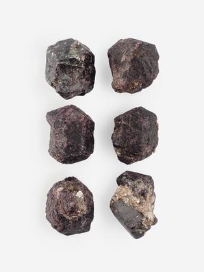 Гранат (альмандин), кристалл 2,5-3 см