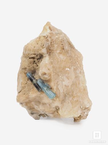 Фторапатит, Кальцит. Фторапатит полихромный, кристаллы на кальците 10,5х7,5х5,5 см