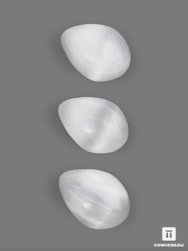 Селенит (волокнистый гипс). Яйцо из селенита, 6,8х5 см