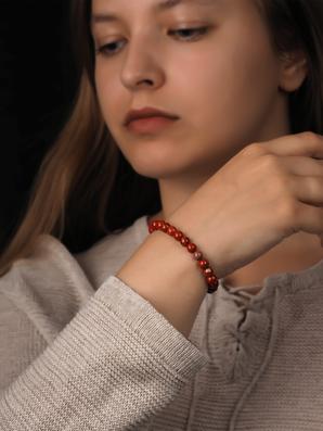 Браслет из яшмы красной