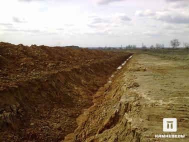 Канава в четвертичных отложениях в карьере Еганово