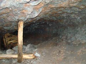 В подземном руднике Рогосельга