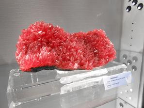 Родохрозит. Фото сделано на минералогической выставке "Mineralientage München 2012" в Мюнхене.