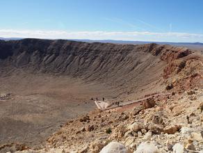 Вид на западный борт Аризонского кратера (Meteor Crater)